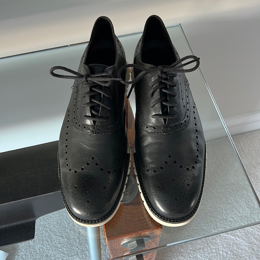 Nearly new Coke Haan Zero Grand OS dress shoes